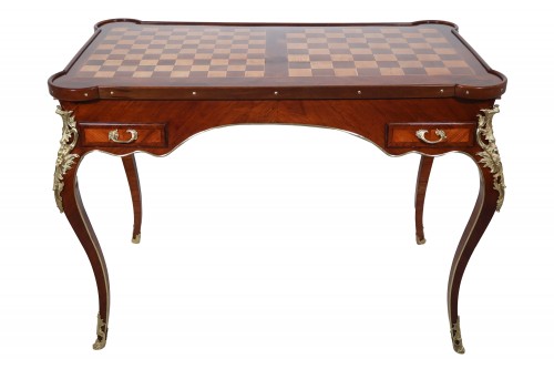 Table tric-trac en bois de rose et amarante – Époque Louis XV