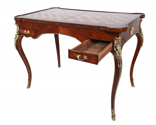 Table tric-trac en bois de rose et amarante – Époque Louis XV - Louis XV