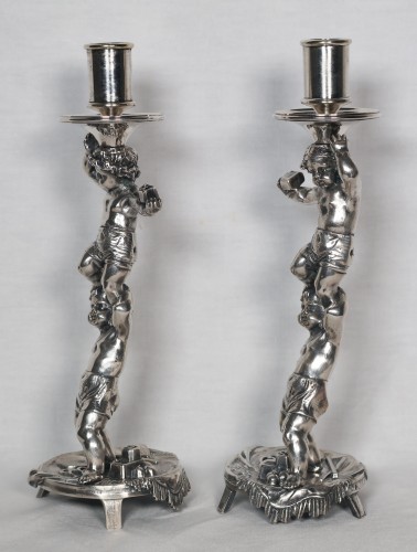 Paire de bougeoirs en bronze argenté signés Alphonse Giroux Paris - Galerie Lauretta