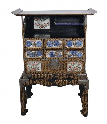 Japanese cabinet known as Shodana, Meiji period, 1868-1912