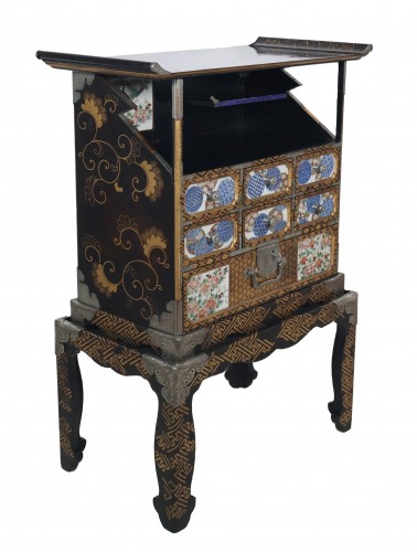 Japanese cabinet known as Shodana, Meiji period, 1868-1912 - Asian Works of Art Style 