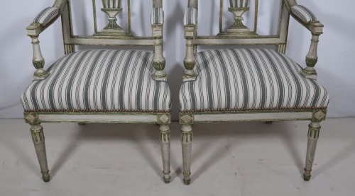 Paire de fauteuils en bois laqué époque Directoire fin XVIIIe siècle - Directoire