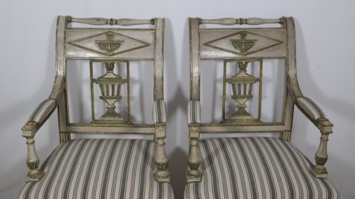 Directoire - Paire de fauteuils en bois laqué époque Directoire fin XVIIIe siècle