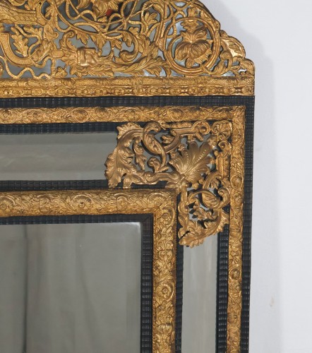 Napoléon III - Miroir à parcloses en cuivre repoussé circa 1870