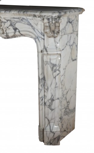 XIXe siècle - Cheminée fin XIXe en marbre Arabescato