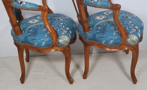 Antiquités - Paire de cabriolets estampillés NOGARET circa 1750
