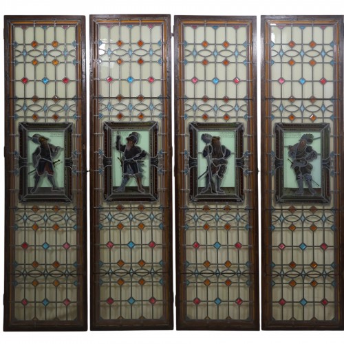 Suite de quatre vitraux anciens en verre au plomb fin XIXe