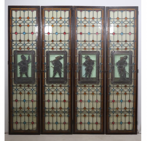 Suite de quatre vitraux anciens en verre au plomb fin XIXe - Galerie Lauretta