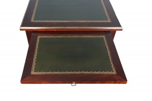 Antiquités - Bureau plat à tirettes époque Louis XVI