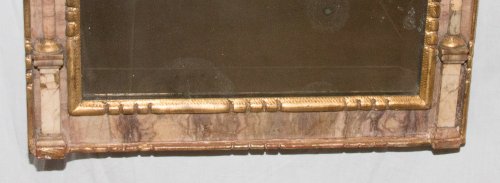 XVIIIe siècle - Miroir Italien en bois doré et marbre époque XVIIIe