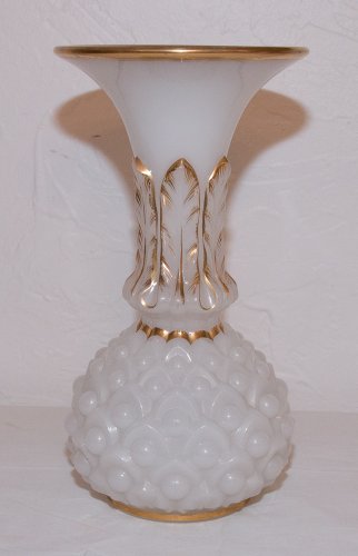 Paire de vases en opaline Baccarat circa 1850 - Galerie Lauretta