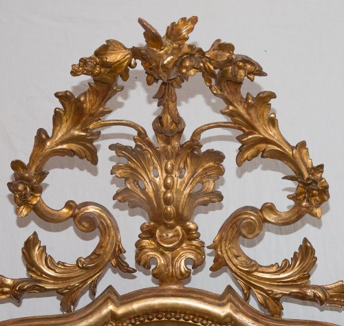 XIXe siècle - Miroir Italien en bois doré époque milieu XIXe