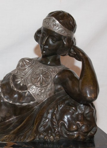 Art Déco - Odalisque en bronze époque Art Déco - Claude MIRVAL