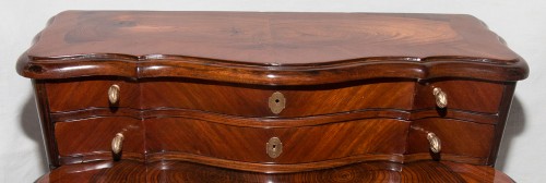 Antiquités - Commode de maitrise époque XVIIIe siècle