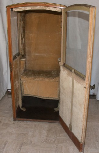 Antiquités - Chaise à porteur d'époque Louis XV