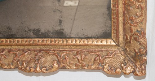 Miroir en bois sculpté et doré Époque Régence - Régence