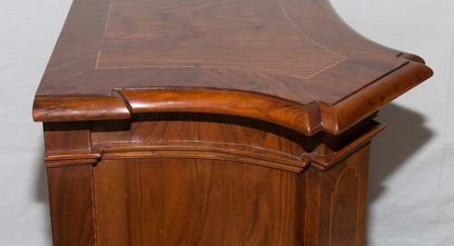 Prie Dieu en noyer, Italie XVIIIe siècle - Art sacré, objets religieux Style 