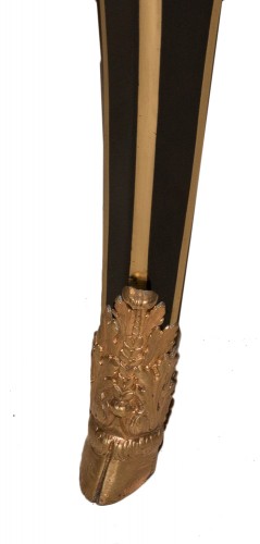 XVIIIe siècle - Bureau plat laqué noir d’époque Régence