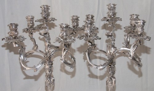 Antiquités - Paire de chandeliers en bronze argentés signé MORLOT