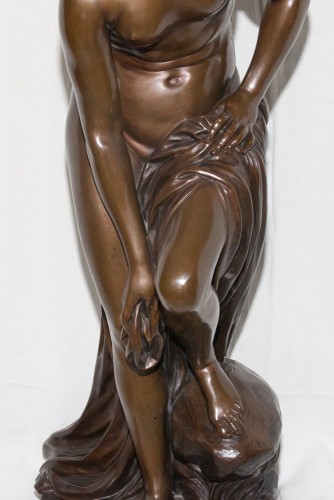 Vénus sortant du bain - Christophe-Gabriel ALLEGRAIN - Sculpture Style 