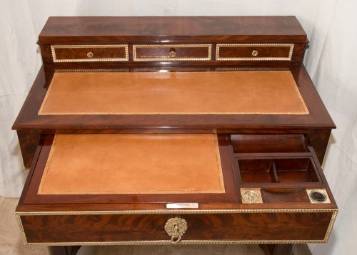 Antiquités - Bureau à gradin en acajou époque Empire