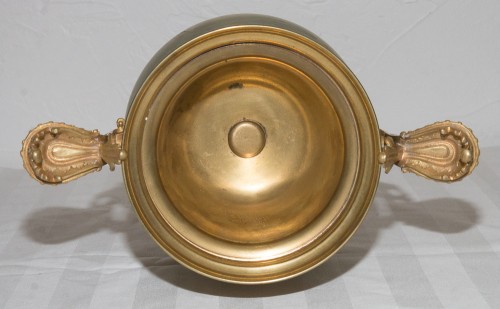 Antiquités - Coupe en onyx, bronze et émaux Signée Eugène Cornu (1827- 1899)