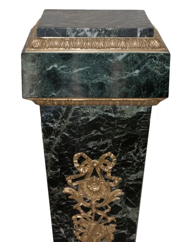 Objet de décoration Colonne Piédestal - Gaine en marbre époque Napoléon III