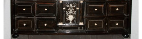 Cabinet ébène et ivoire Italie XVIIe siècle - Mobilier Style 