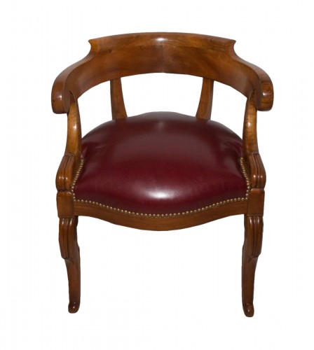 Walnut desk armchair, Restauration period