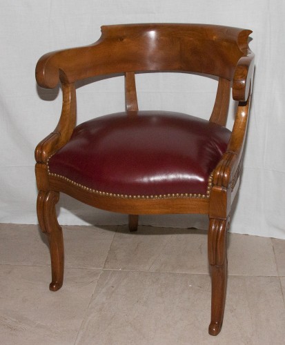 Restauration - Charles X - Walnut desk armchair, Restauration period