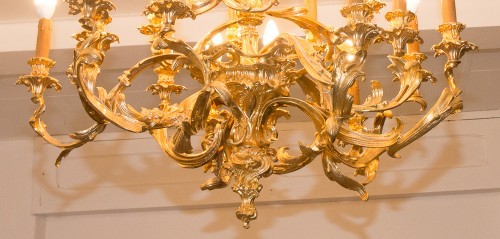 Lustre rocaille en bronze doré époque Napoléon III - Galerie Lauretta