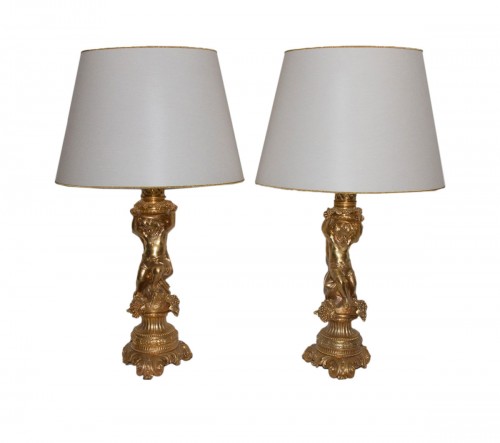 Grandes paire de lampes aux putti en bronze doré époque Napoléon III