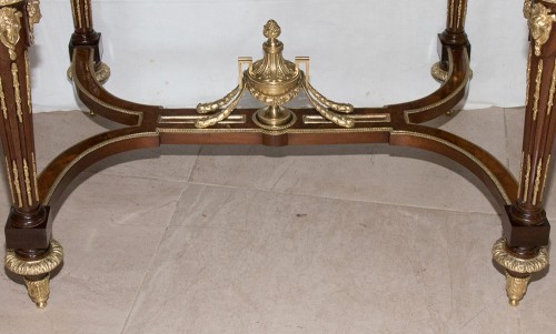 XIXe siècle - Table de milieu en marqueterie époque Napoléon III