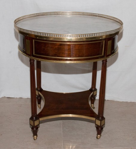 Antiquités - 18th century bouillotte table stamped Pierre GARNIER