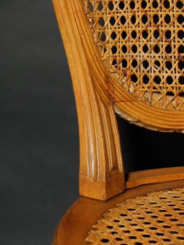 Suite de 4 chaises cannées d'époque Louis XVI - Antiquités Olivier Alberteau