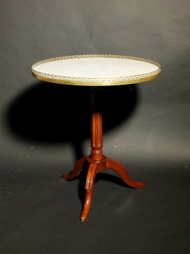 Louis XVI - Pedestal Table With Tilting Top, Louis XVI Period 