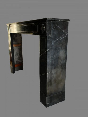 18th century - Louis XVI period fireplace in black marble 