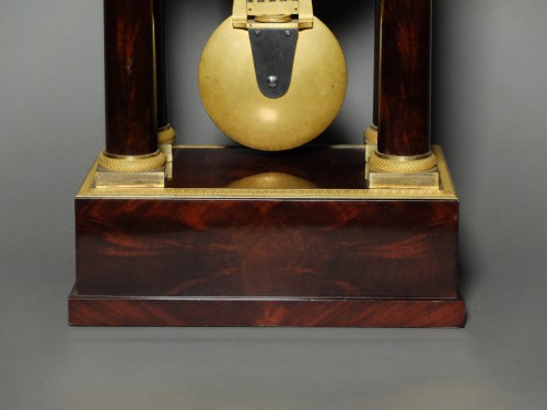 19th century - Empire regulator clock in mahogany - Early 19th century 
