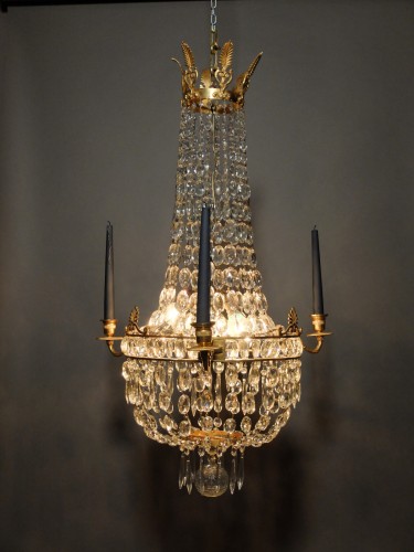 Antiquités - Lustre corbeille empire en bronze doré et cristal