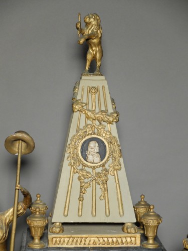 Horlogerie Pendule - Importante pendule au profil de Lafayette d'époque Louis XVI