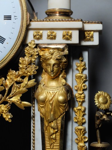 Portico Clock With Caryatids In Marble And Bronze, Louis XVI Period  - Louis XVI