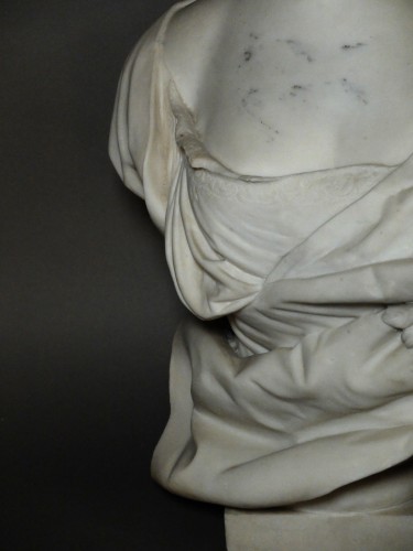 Antiquités - Buste en marbre de la Princesse de Lamballe