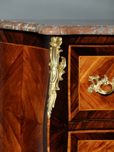 Commode d'entre-deux d'époque Louis XV - Louis XV