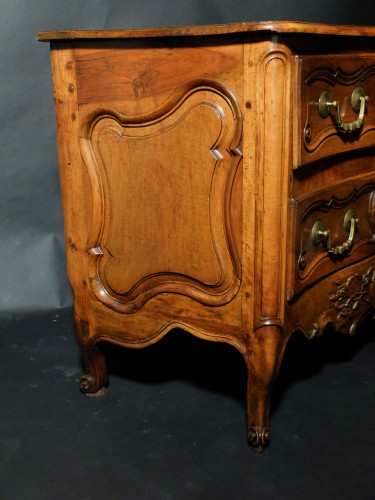 Mobilier Commode - Commode sauteuse provençale - Nîmes XVIIIe siècle