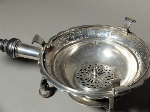 Réchaud en argent massif par J.B. Leroux, Lille, 1746 - Antiquités Olivier Alberteau