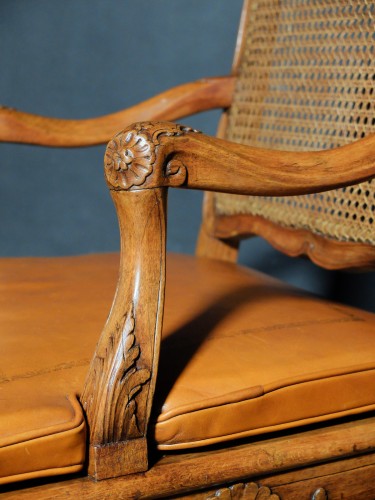 Antiquités - Paire de fauteuils cannés estampillés Drouilly