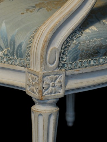 XVIIIe siècle - Paire de fauteuils Louis XVI estampillés PLUVINET