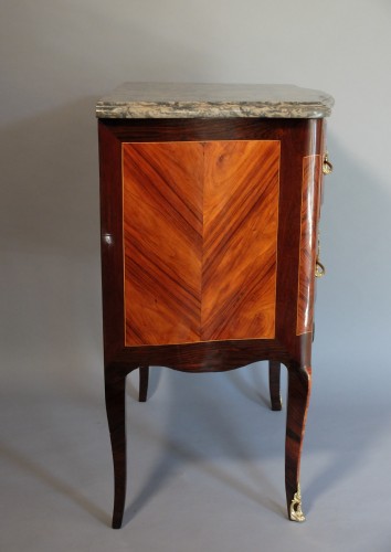 Petite commode Louis XV - Antiquités Olivier Alberteau