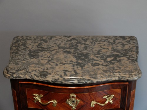 Louis XV - Petite commode Louis XV