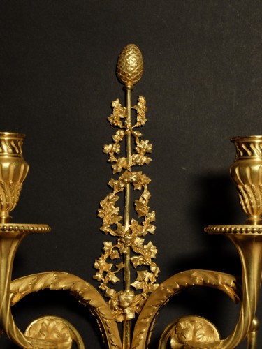 Pair of Louis XVI period wall lights  - 
